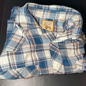 Resistol double R shirt size medium